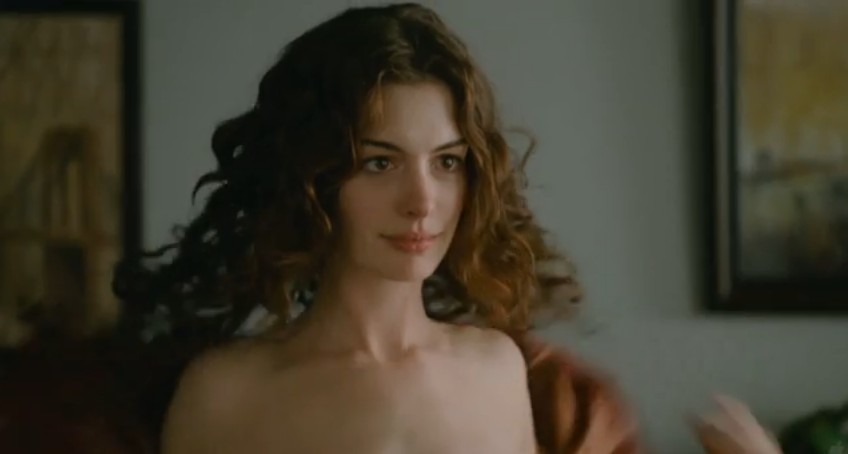 Love-and-Other-Drugs-anne-hathaway-14965410-848-454
