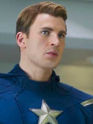 Chris Evans dice que seguirá siendo El Capitán América un tiempo