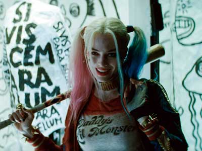 Margot Robbie prepara la película de Harley Quinn con Warner.