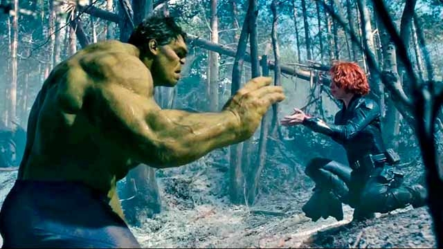 Vengadores Endgame: Los guionistas explican qué pasó con el romance entre Hulk y La Viuda Negra.