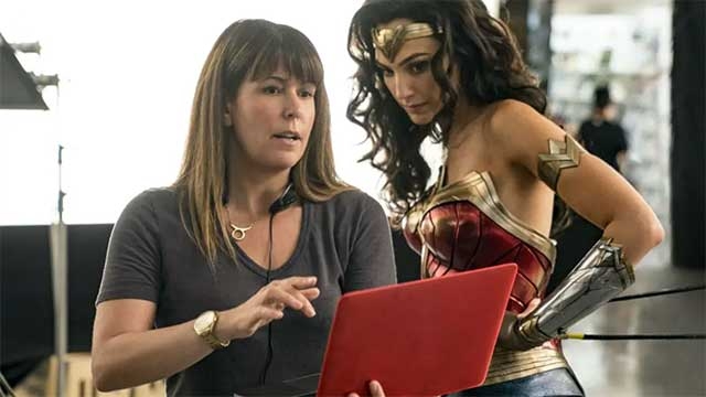 Patty Jenkins, directora de Wonder Woman 1984, “Los cines se enfrentan a la extinción”
