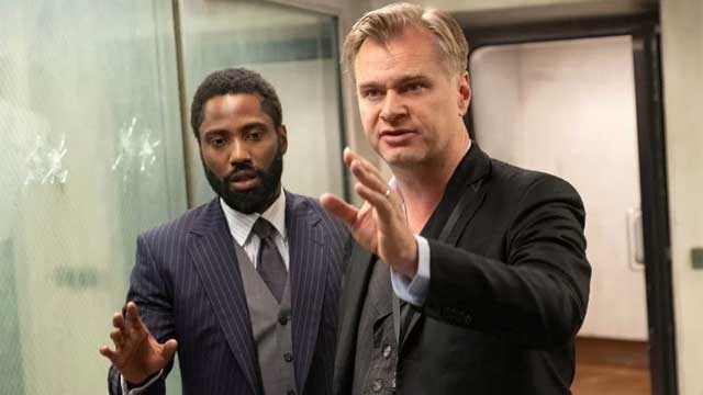 Christopher Nolan cede y ayuda a un crítico a interpretar sus películas