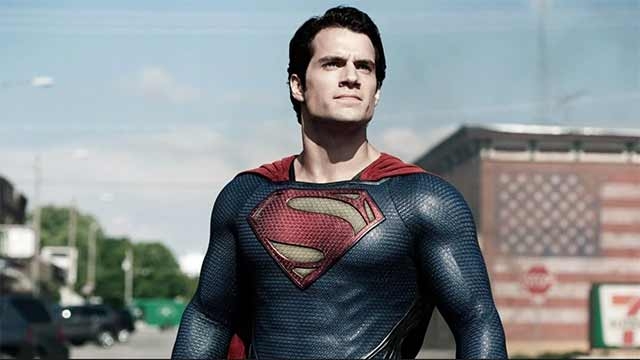 Rumor: Henry Cavill podría seguir siendo Superman