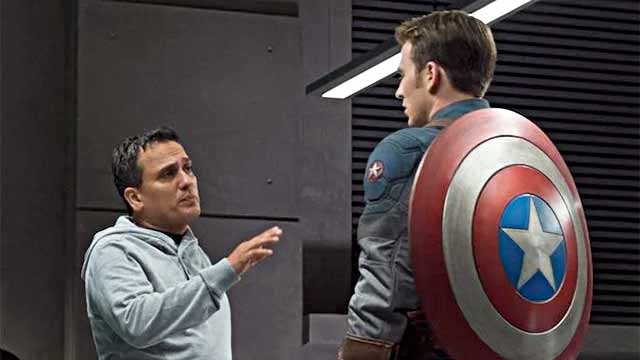 Joe Russo, director de Vengadores: Endgame, no ve futuro para el cine independiente en salas de cine.