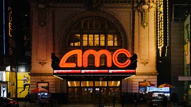 AMC Theatres planea vender 500 millones de dólares en bonos para pagar su deuda