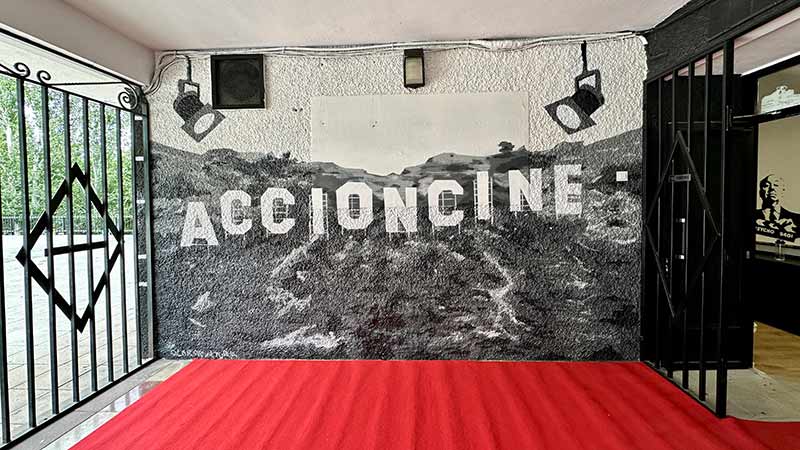 Revista ACCION abre una tienda de cine en Alcorcón